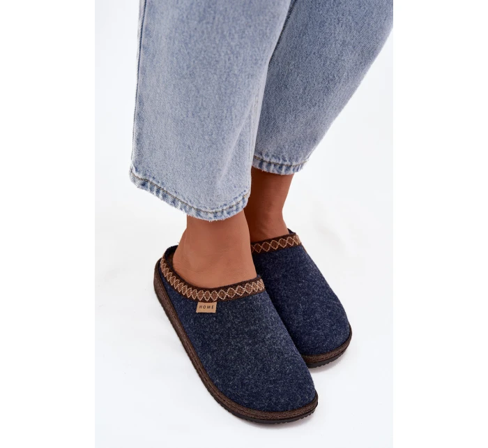 Dámské pantofle s výšivkou model 21725227 tmavě modré - Inblu