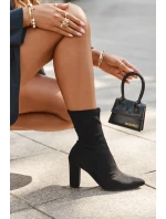 Dámské botky Rosivelle – na sloupkovém podpatku, černé s prošitím Dámské botky Rosivelle – na sloupkovém podpatku, černé s prošitím