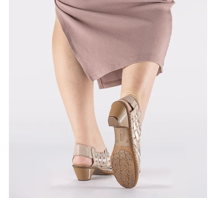 Dámské kožené pohodlné elastické polobotky na podpatku Rieker 46778-64 Dámské kožené pohodlné elastické polobotky na podpatku Rieker 46778-64