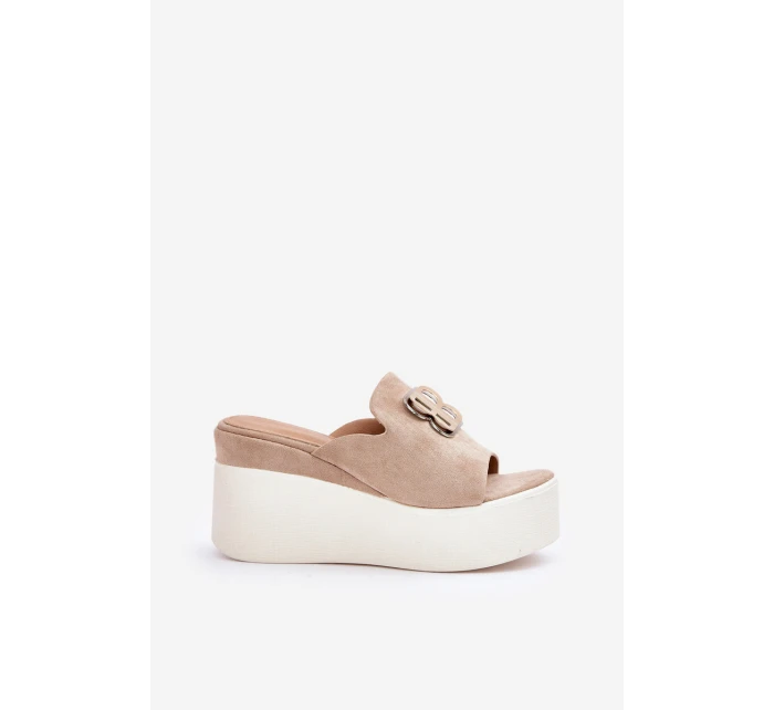 Sandály Na Platformě A Klínu S Ozdobou Béžové model 21682657 - Boto Sandály Na Platformě A Klínu S Ozdobou Béžové model 21682657 - Boto