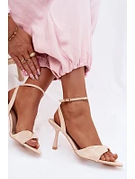 Dámské sandály na podpatku z eko kůže béžové model 22092092 - Boto