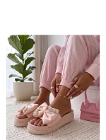 Klapky na platformě model 227264 Solea