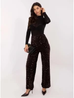 Vypasovaná černá halenka s rolákem a s přídavkem kašmíru (21819)