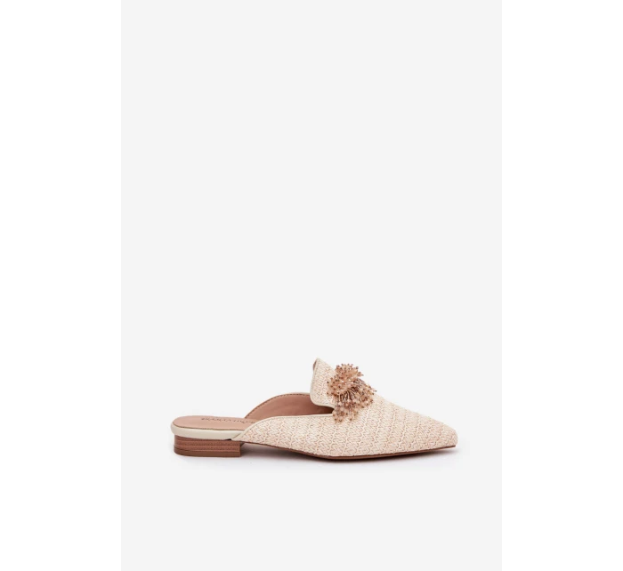 Dámské pantofle s ozdobou Béžové model 21747685 - Boto Dámské pantofle s ozdobou Béžové model 21747685 - Boto