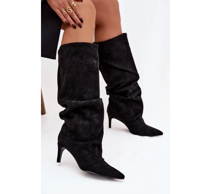 kozačky na jehlovém podpatku z veluru vyhřívané černé model 21757771 - Boto