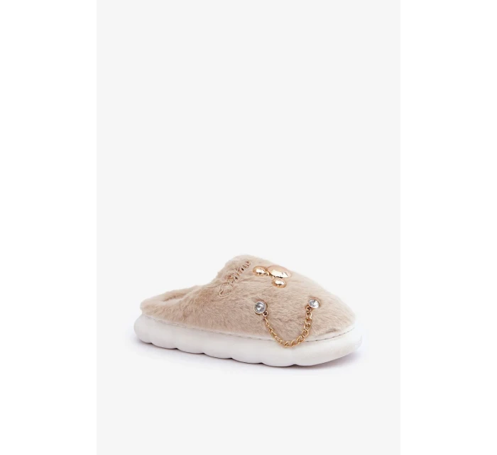 Futrzane Pantofle S Odznaky Béžové Ivelfedi Futrzane Pantofle S Odznaky Béžové Ivelfedi