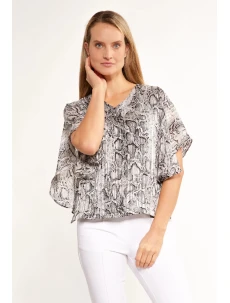Dámská halenka s volánem na rukávech BLU2020-M19 šedá se vzorem - Monnari