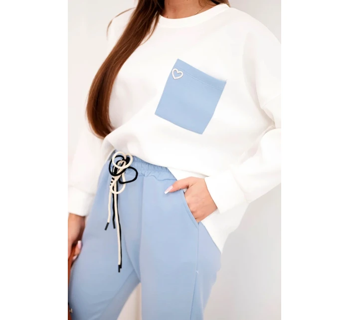 Dámský komplet máslový s kontrastní kapsou modrý