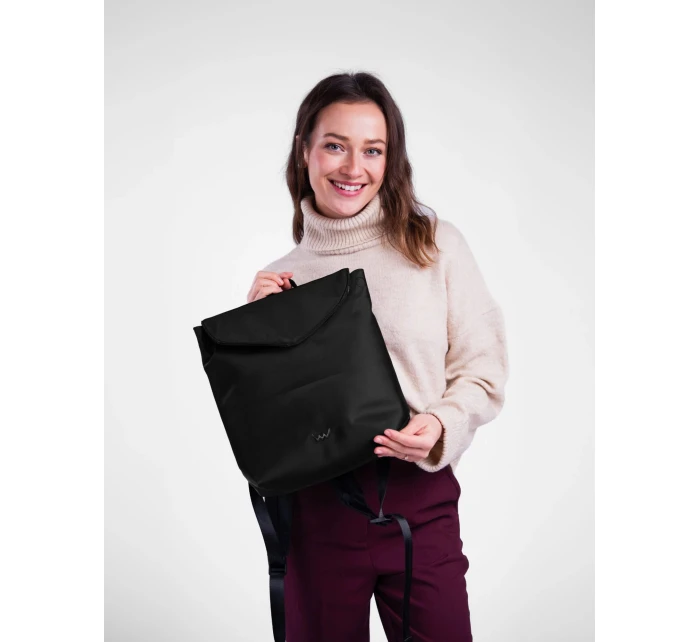 Dámský batoh Vuch Joanna Small Black Dámský batoh Vuch Joanna Small Black