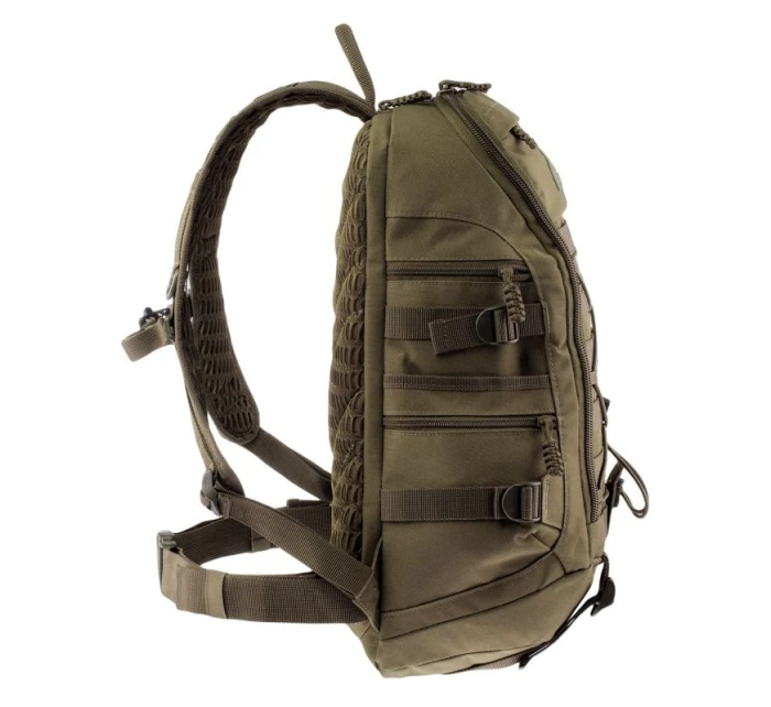 28 batoh model 20240334 - Magnum