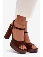 Dámské sandály na podpatku a platformě z eko semiše čokoládové model 21943409 - Boto