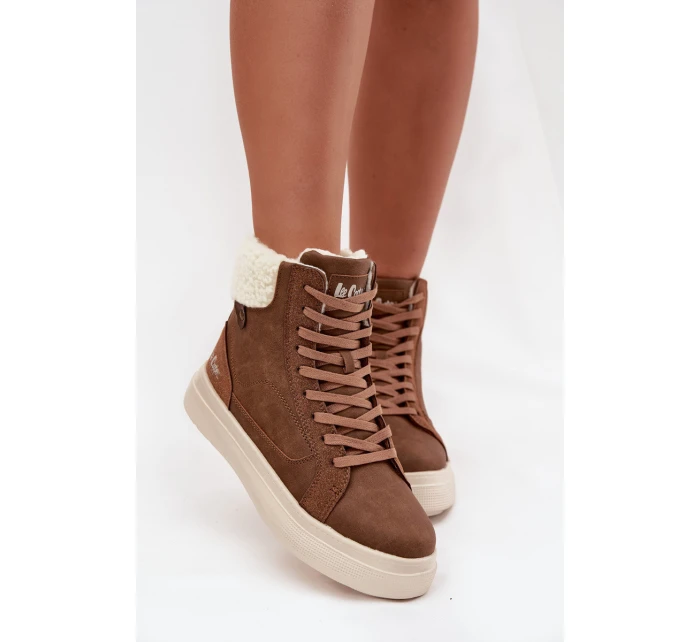 Dámské zimní boty s kožíškem Lee Cooper LCJ-25-01-3735 hnědé
