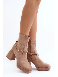 Dámské kotníčkové boty na podpatku s řetízkem béžové model 21642444 - Boto