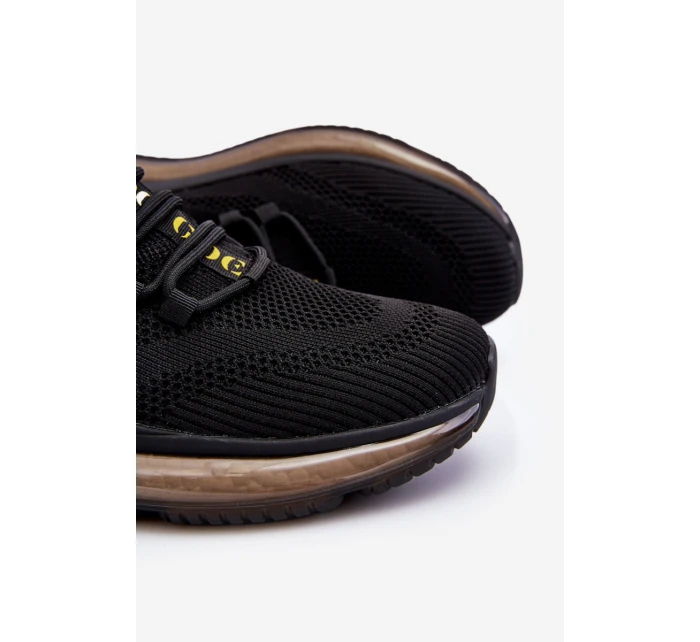 Nazouvací pánská sportovní obuv model 21611343 Černá - Goe Nazouvací pánská sportovní obuv model 21611343 Černá - Goe