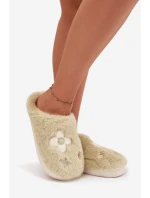 Dámské chlupaté papuče s květinami – pistáciové Selinne Dámské chlupaté papuče s květinami – pistáciové Selinne