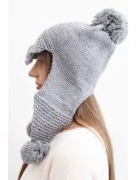 Dámská zimní čepice s vlnou, kšiltem a bambulemi K475 tmavě šedá Dámská zimní čepice s vlnou, kšiltem a bambulemi K475 tmavě šedá