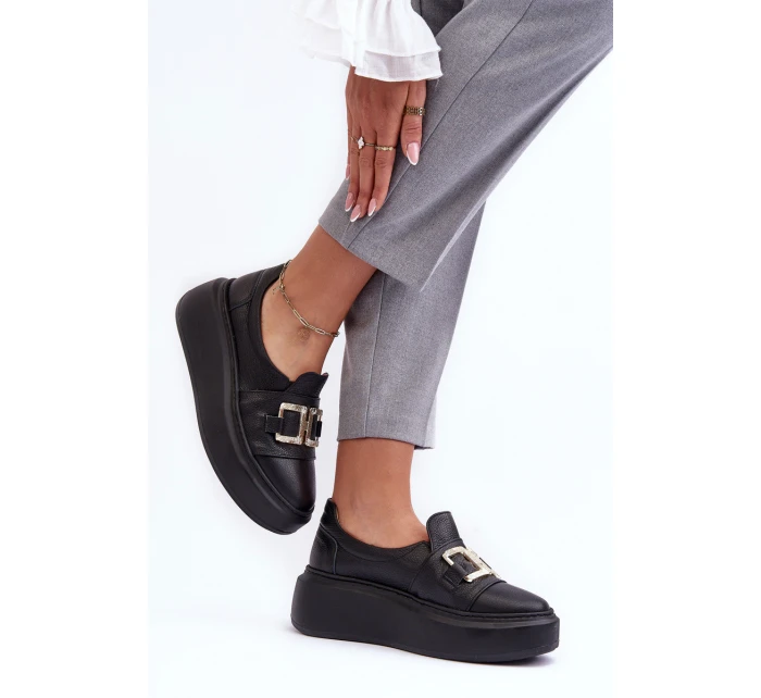 Kožené dámské polobotky na platformě černé Lewski model 21636284 - Boto