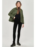 Tenká zelená dámská bunda s ozdobným prošíváním (JIN226) Tenká zelená dámská bunda s ozdobným prošíváním (JIN226)