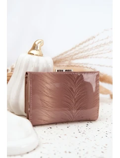 Lakovaná dámská peněženka s třpytivými detaily Cermina – béžová