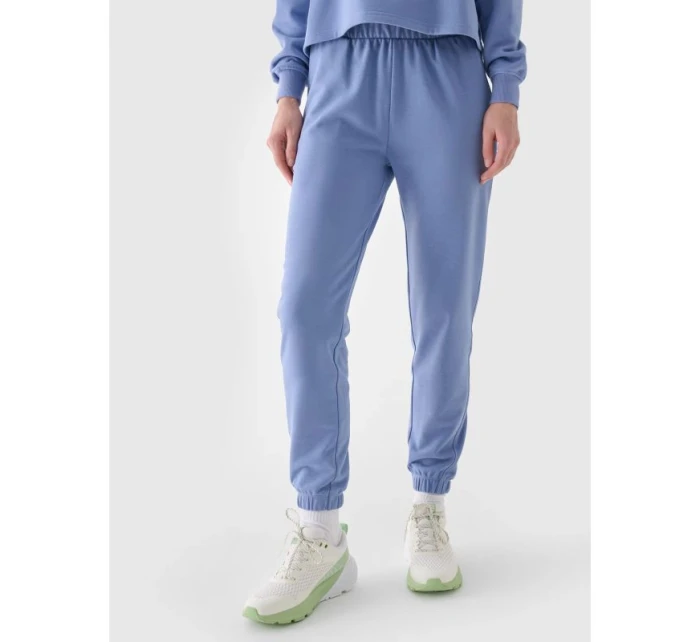 Dámské tepláky jogger model 21432130 dámské - 4F Dámské tepláky jogger model 21432130 dámské - 4F