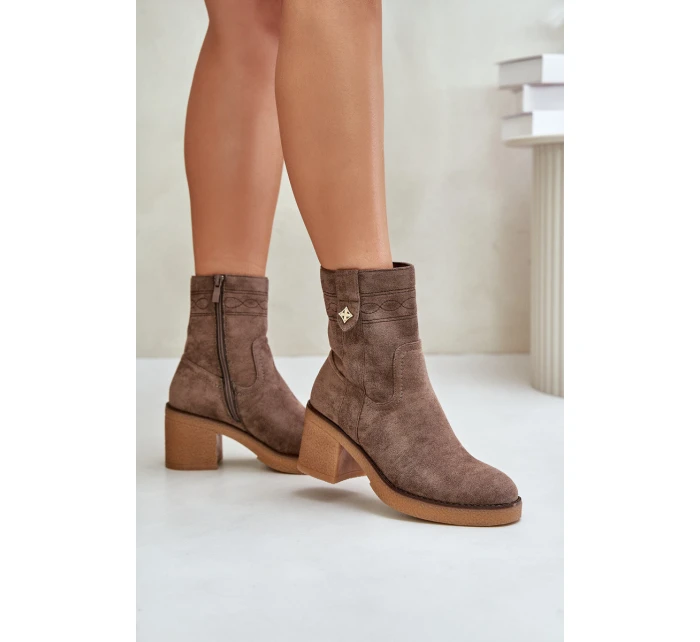 Zateplené dámské boty na podpatku hnědé Vailia Zateplené dámské boty na podpatku hnědé Vailia