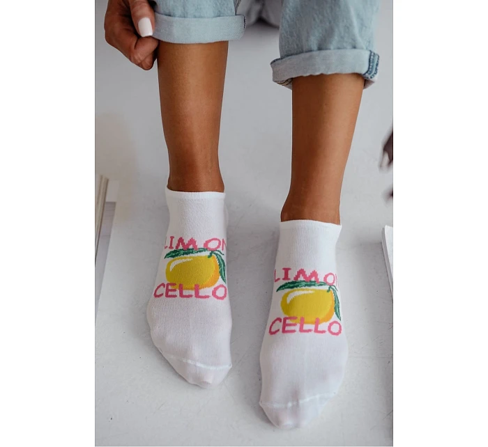 Bílé kotníčkové ponožky model 22044981 - Milena