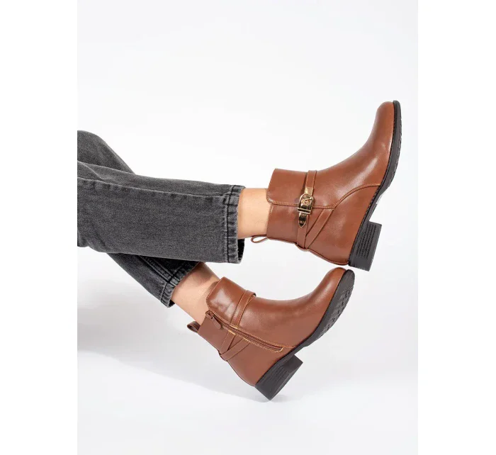 Módní kotníčkové boty hnědé dámské na širokém podpatku Módní kotníčkové boty hnědé dámské na širokém podpatku