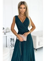 Dlouhé dámské šaty v lahvově zelené barvě s výstřihem a rozparkem na noze model 18568266 - numoco
