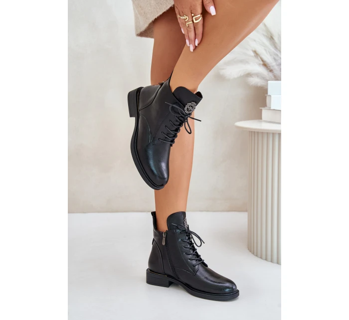 Zateplené boty na plochém podpatku s ozdobou černé model 21675424 - Boto Zateplené boty na plochém podpatku s ozdobou černé model 21675424 - Boto