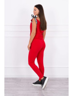 Kalhoty/oblek s červeným selfie nápisem