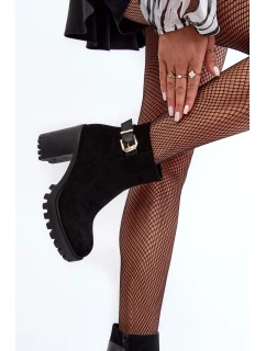 Semišové dámské kotníkové boty s černým zdobením Menoria