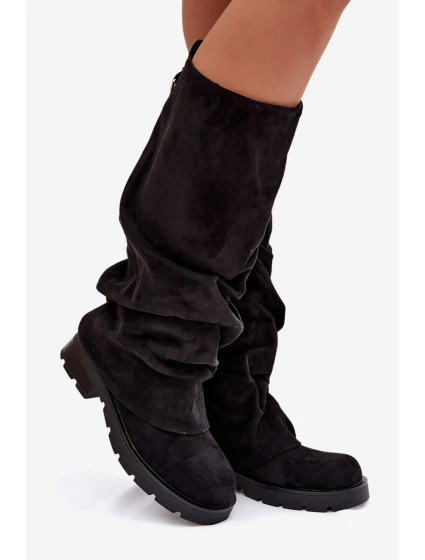 Dámské zateplené kozačky s řasenou – černé Ilvessa Dámské zateplené kozačky s řasenou – černé Ilvessa