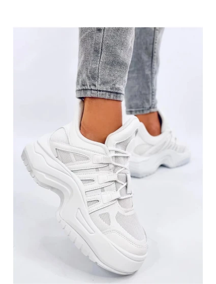 Dámské tenisky na klínech model 20116916 Bílá - Inello Dámské tenisky na klínech model 20116916 Bílá - Inello