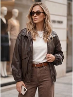 Kurtka damska skórzana przejściowa brązowa model 22394656 - FashionStreet Kurtka damska skórzana przejściowa brązowa model 22394656 - FashionStreet