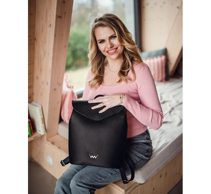 Městský batoh VUCH Joanna Diamond Black Městský batoh VUCH Joanna Diamond Black