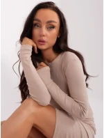 Sukienka RV SK model 18843735 jasny beżowy - FPrice Sukienka RV SK model 18843735 jasny beżowy - FPrice