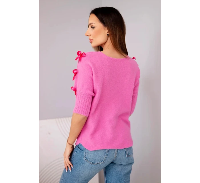 Dámský svetr s krátkým rukávem a ozdobnými mašlemi růžový