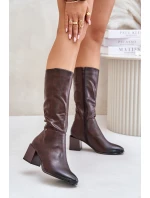 Zateplené kozačky na podpatku z eko kůže do  hnědé model 21675686 - Boto