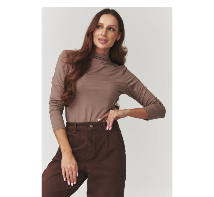 Halenka model 220804 Makadamia Halenka model 220804 Makadamia