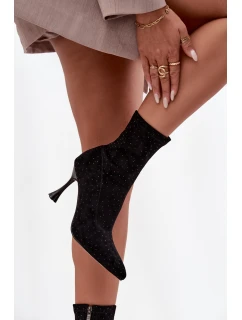 Dámské kotníkové boty na jehlovém podpatku D&A – černé