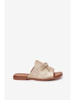 Dámské sandály na plochém podpatku se vázáním zlaté model 21701696 - EVENTO