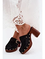 Klapky na podpatku model 228787 Step in style Klapky na podpatku model 228787 Step in style