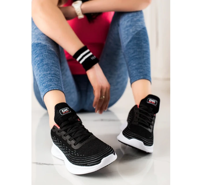 Krásné černé dámské  tenisky bez podpatku