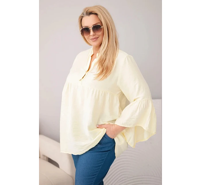 Dámská viskózová halenka Plus Size s volánovým rukávem a výstřihem do V žlutá