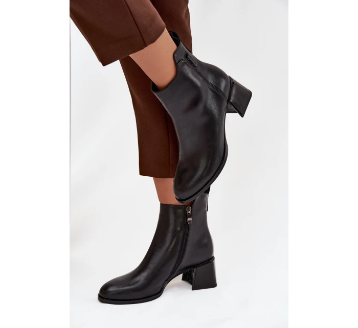 Dámské kožené kotníkové boty na podpatku vyhřívané černé model 21711915 - Boto