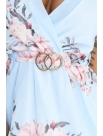 šaty s obálkovým výstřihem, páskem a krátkými rukávy MODRÁ S model 21143327 - numoco basic