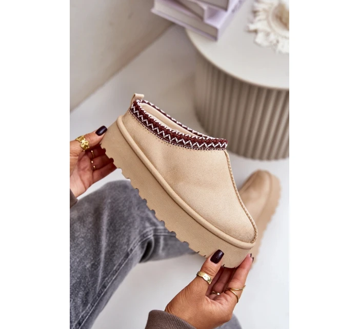 Nízké dámské sněhule s výšivkou na platformě světle béžové model 21676491 - Boto