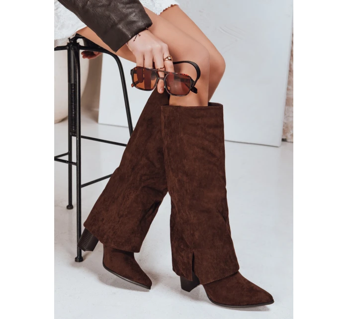 Dámské semišové kovbojské boty hnědé Dstreet model 21995212 - FashionStreet