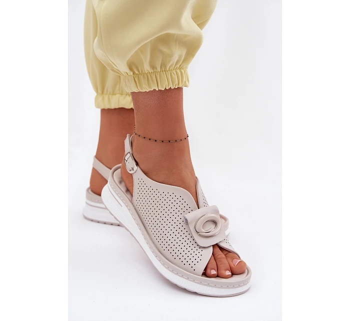 Kožené dámské sandály s ozdobným detailem šedé Deliva