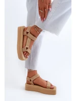 Dámské sandály na platformě béžové model 21654501 - Boto Dámské sandály na platformě béžové model 21654501 - Boto
